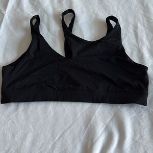 ALO Yoga Midnight Black Sports Bra